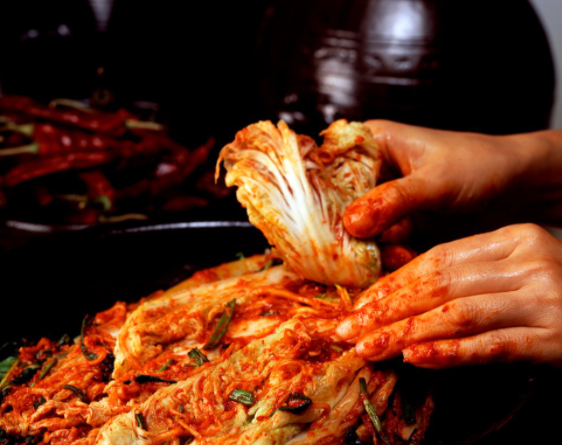 각 가정의 고유한 손맛이 담긴 김치가 가장 '맛있는 김치'가 아닐까 [사진=클립아트코리아]